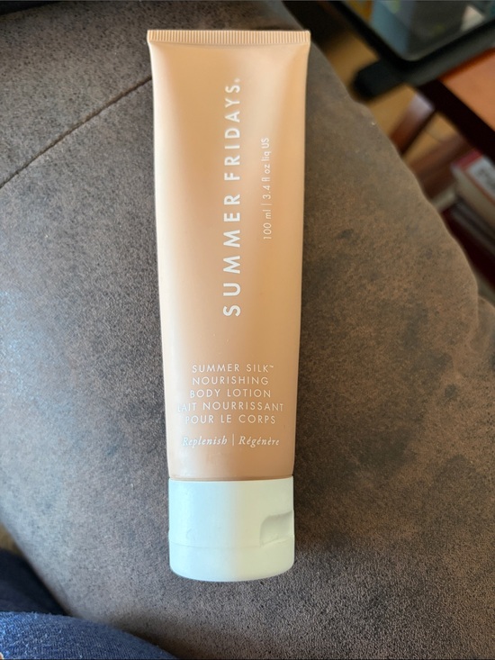 Summer Fridays Other - Summer Fridays Summer Silk Nourishing Body Lotion -Replenish